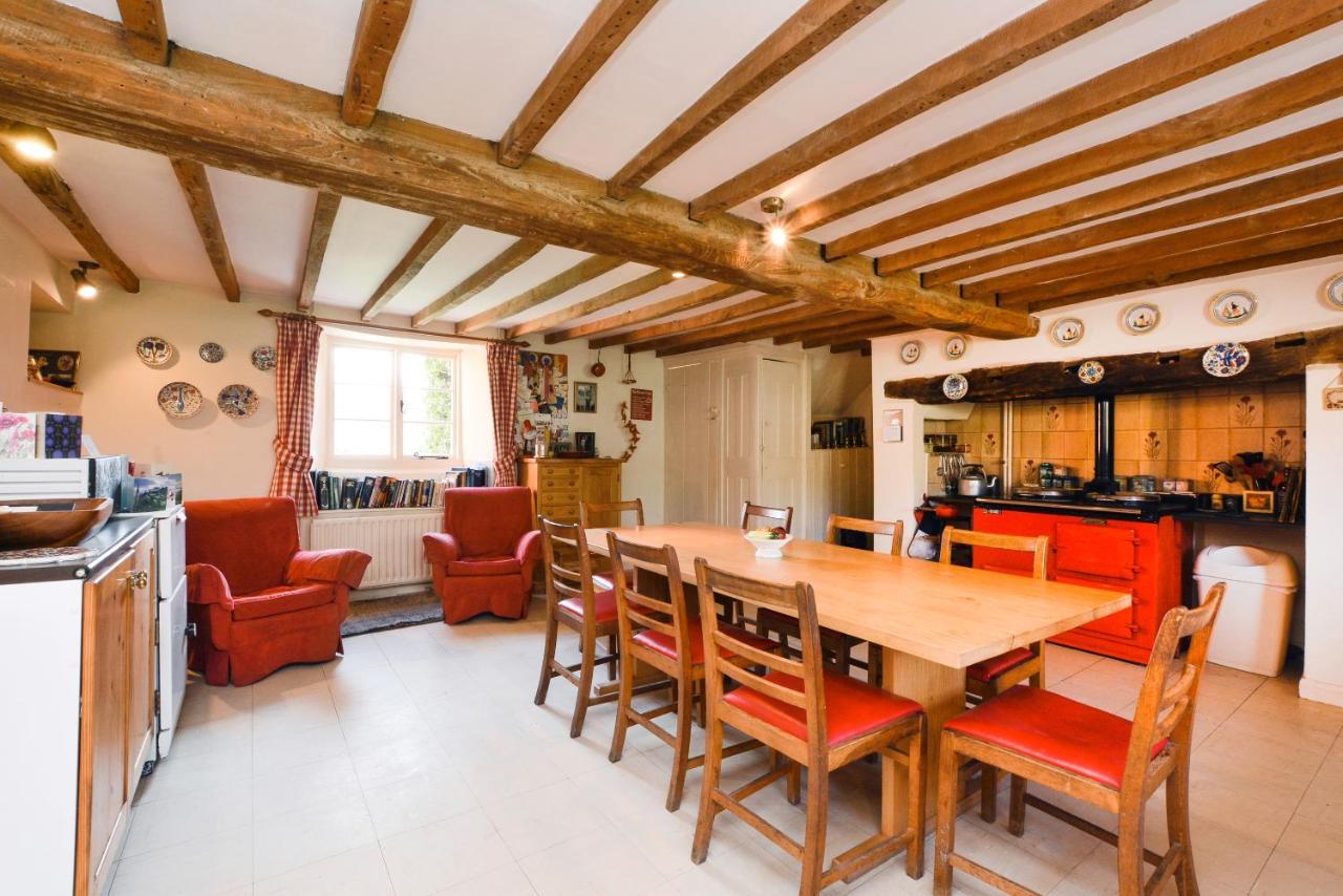 The Old School Bed & Breakfast Bicester Exterior photo